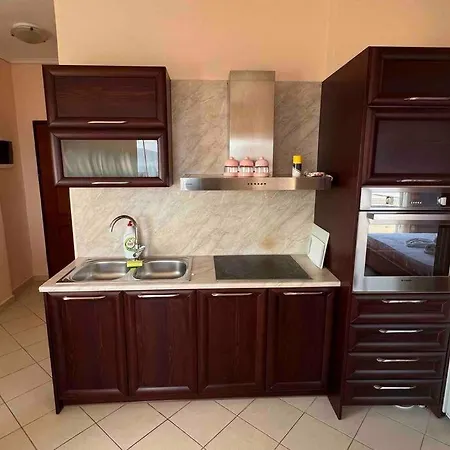 Deep Blue Apts 6/6 * Saranda